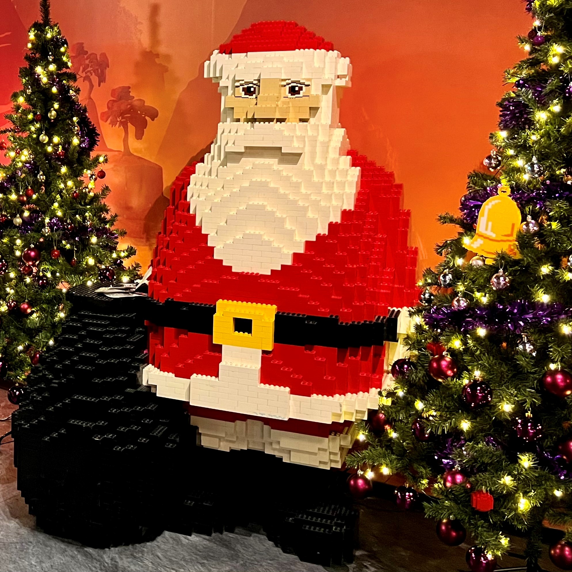 Santa LEGO